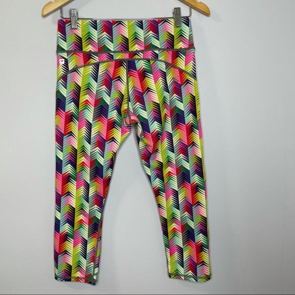 Fabletics Lima Capri Rainbow Chevron Crop Leggings - Picture 3 of 7